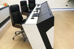 斜面操作臺(tái)的優(yōu)點(diǎn)有哪些？